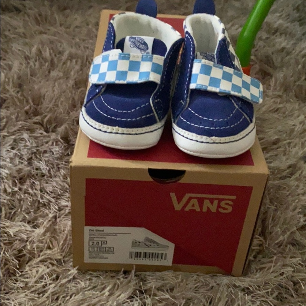 Toddler sneakers